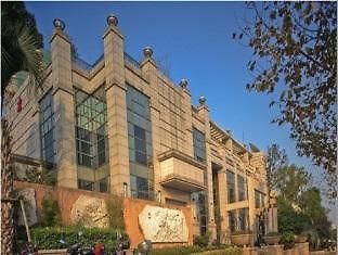 Отель Noble Mountain Club House Нанкин Экстерьер фото